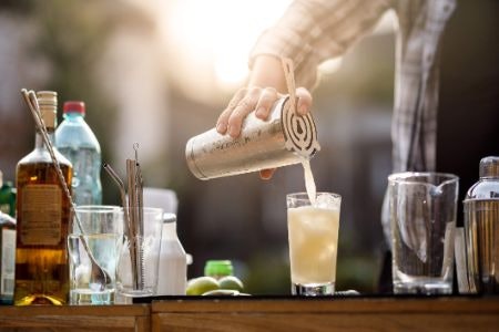 Recipe: How to Make a 'Mule' With Rum and Ginger Beer