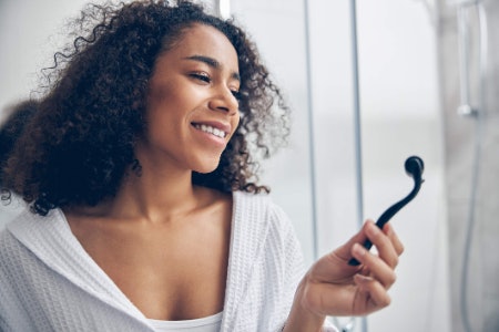 When Is the Best Time to Use an Ice Roller? Tips and Advice