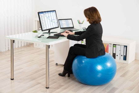 Ways You Can Use an Exercise Ball