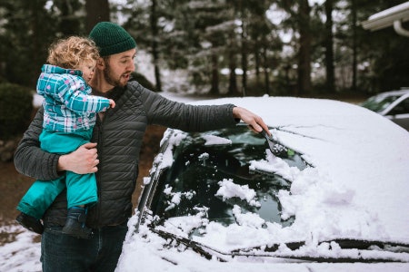 Should You Use a De-icer With a Scraper?