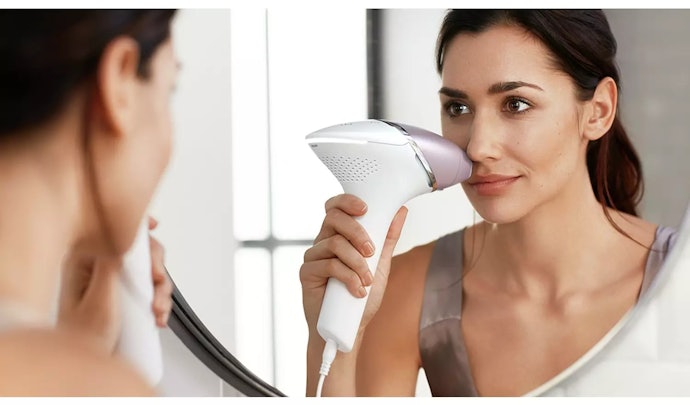 How Do IPL Hair Removal Devices Work?
