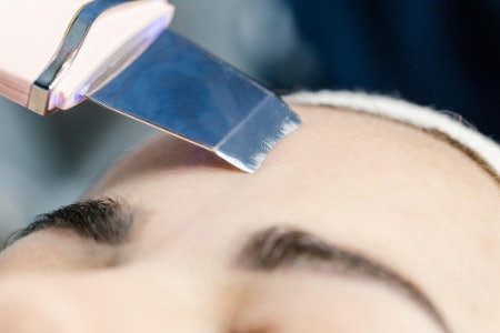 What Are Ultrasonic Skin Scrubbers and How Do They Work?
