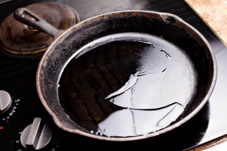 How to Season a Cast Iron Pan