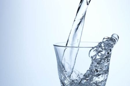 How Do Water Bottles With Filters Work?