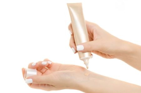 CC Cream Vs BB Cream and Foundation: What's the Difference?