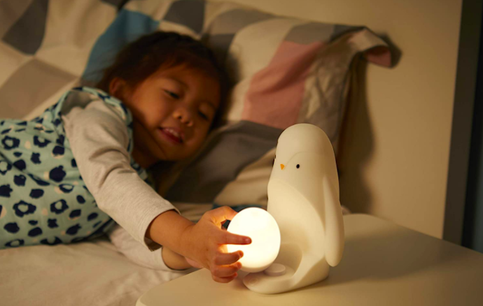 Look For a Warm Toned Night Light That’s Suitable for Your Child’s Developmental Age