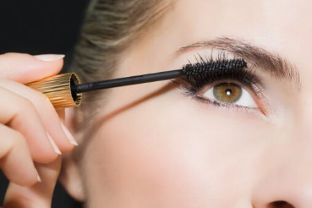 Choose a Thicker Wand With a Precision Tip to Add Volume, or Rectangular Wands for Length and Definition