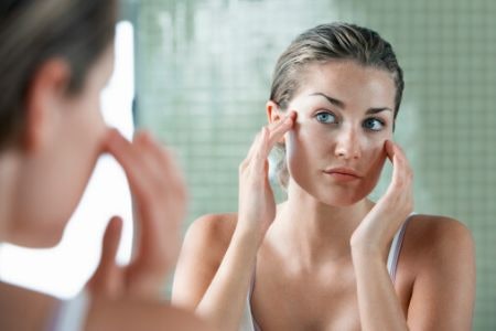 Avoid Masks With Drying Ingredients Like Alcohol Denat and Triclosan if You Have Sensitive Skin