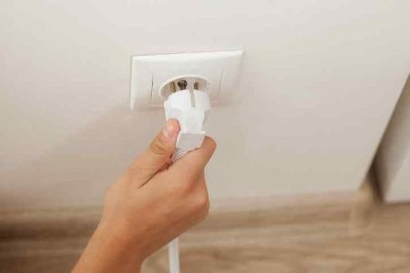 Check That the Wattage Is Sufficient for Your Space: The Average UK Living Room Usually Needs 2000 W