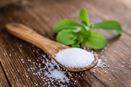 Opt For an Alternative Sweetener Like Stevia or Sucralose, for a Lower Calorie Cranberry Juice