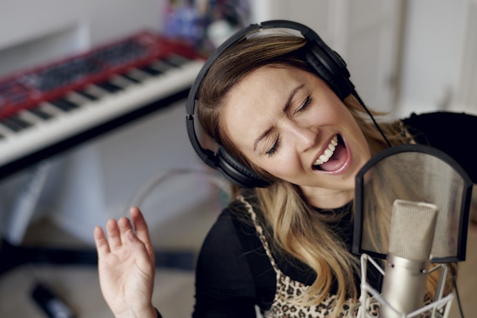 Decide Between a Condenser or Dynamic Mic Depending on Whether You’re Recording at Home, in a Studio, or Playing Live