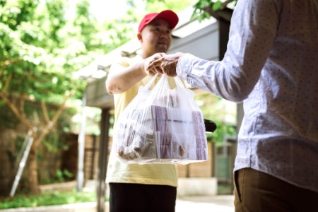 Additional Features to Get the Most Out of Delivery Services