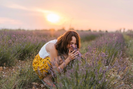 Choose Your Favourite Essential Oil Scents To Help You Sleep, Relax or Inspire You