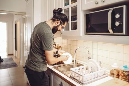 Go For a Plastic Drainer to Avoid Rust, or a Bamboo Dish Rack for a More Eco-Friendly and Hygienic Choice