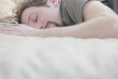Consider How It’s Attached to Your Mattress: Fitted Covers Provide a Snug Fit, While Zippered Bags Offer the Most Protection