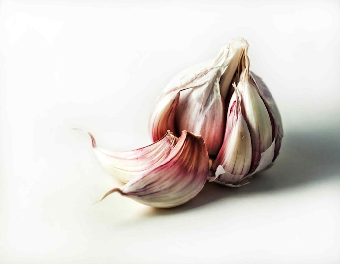 Look For Additional Minerals and Ingredients That May Be Unique to One Multivitamin