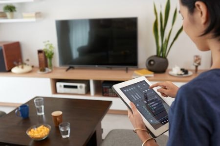 If You Have a Smart Home, Opt for Remotes With Bluetooth and WiFi Capabilities