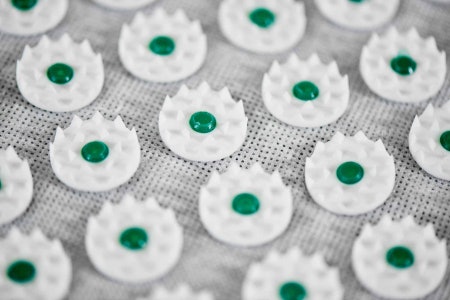 Look For Points Made From High-Quality Plastic