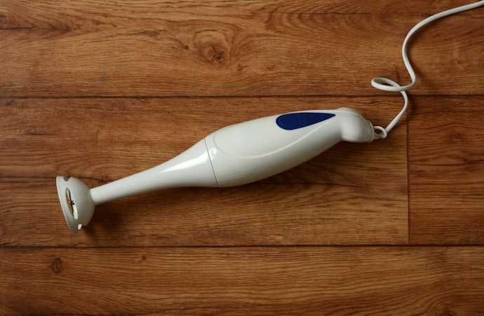 Plastic Hand Blenders Are Great Option if You’re on a Budget, but Stainless Steel Is Better for Regular Use