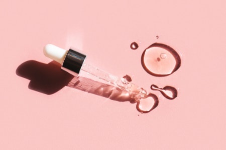 If You Want to Avoid Wasting Product, Pick a Serum Bottle With a Pump, Tip or Pipette