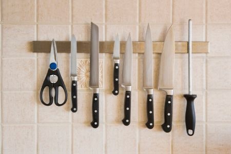 Carbon Steel is the Optimum for Pro Scissors, Stainless Steel is Fine for Everyday Cooks