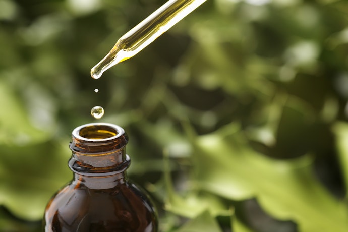 Choose an Eau de Parfum for Intensity and Longevity, or a Perfume Oil for a Subtle Scent