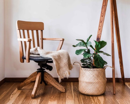 To Swivel or Not to Swivel?