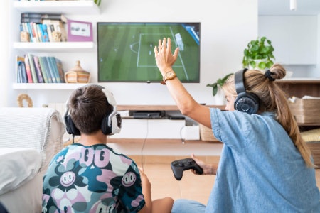 Look For Local and Online Multiplayer Modes for Competitive Gameplay