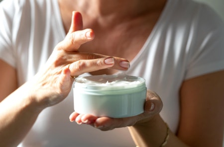 Those With Dry Skin Will Require More Hydration, While Non-comedogenic Night Creams Are Better for Oily Skin