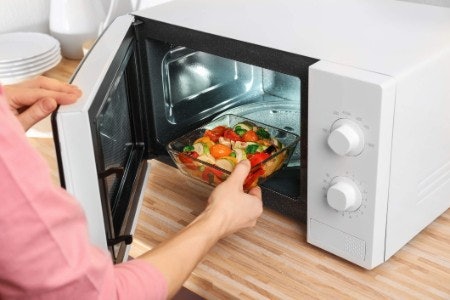 Check Whether the Containers Are Safe for Use in the Microwave and Dishwasher