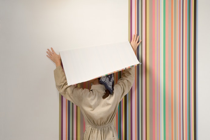Determine Whether the Method of Application Involves Pasting the Wall or Pasting the Paper