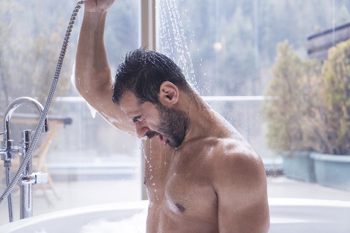 Invigorating or Relaxing? Deciding on the Right Fragrance for Your Mood