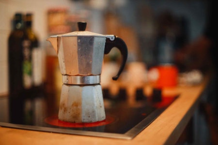 Choose a Stainless Steel Moka Pot for Use With an Induction Hob