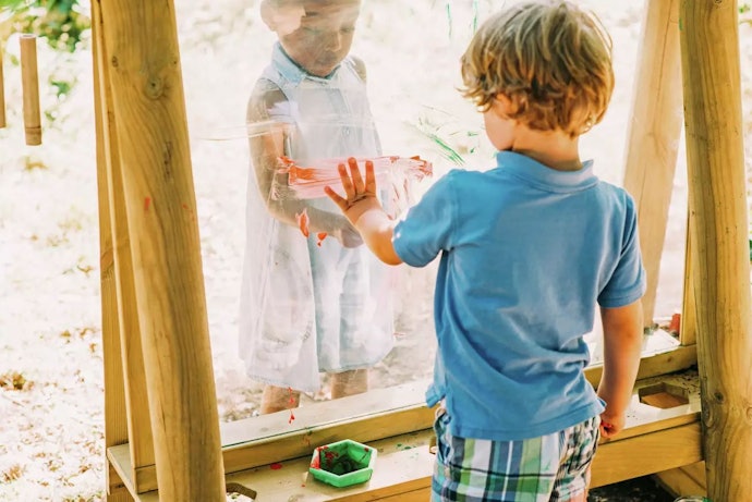 Opt for a Folding or Outdoor Easel to Save Floorspace Inside
