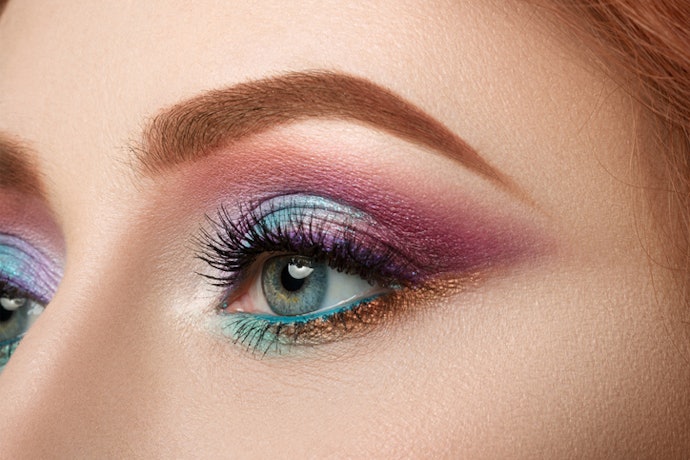 Choose a Primer Based on Your Level of Experience, Amount of Coverage You Need and the Type of Eyeshadow You’ll Be Wearing