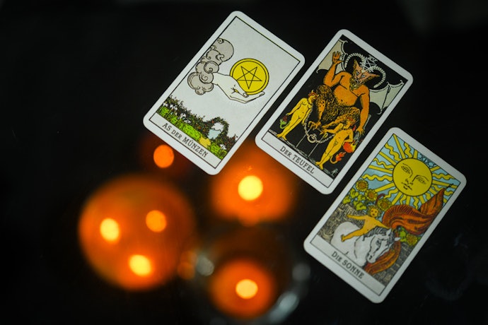 There Are 2 Main Styles of Tarot Decks