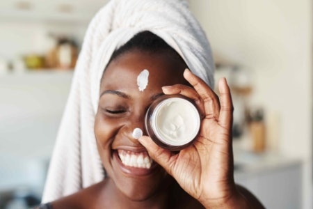 Decide Between a Lightweight Cooling Gel and a Thick, Intensely Moisturising Cream