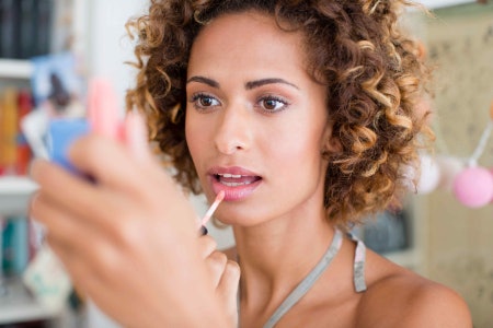 Nourishment, Soothing or Glossy Glamour? Choose a Lip Oil Formulated for Your Desired Effect