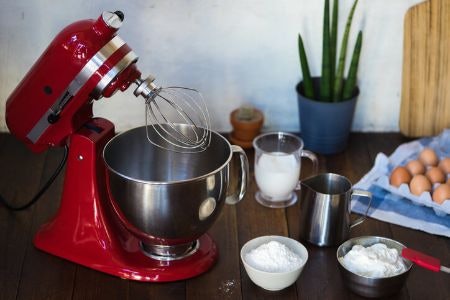 Choose a Lightweight Mixer Under 10 kg if You Want to Store It Away Between Use