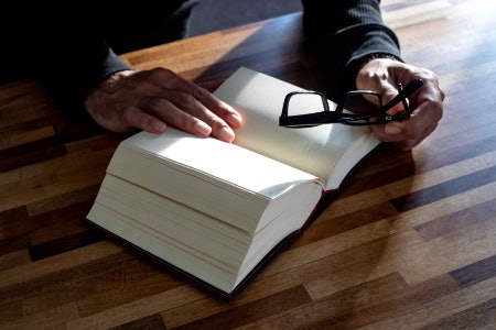 Check the Number of Pages to Get an Idea of How Long a Read You're in For