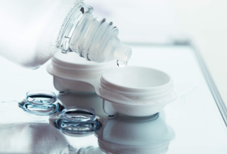 Choose an All-In-One Contact Lens Solution That Cleans, Stores, Disinfects and Moisturises for Ease of Use