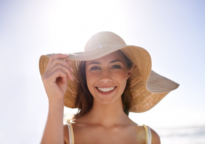 Look at the SPF Ingredients: Mineral for No Irritation, Chemical for a Lightweight Consistency