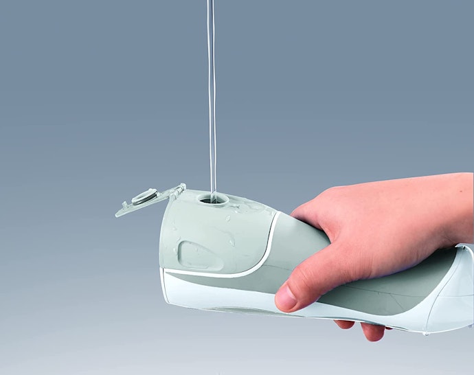 Check How Long You'll be Able to Floss For Before Needing to Refill