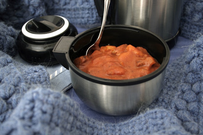 Make Sure You Pick an Insulated Lunch Box if You Need to Keep Your Food Hot or Cold for Long Periods