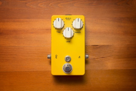 When Deciding Between Battery and 9V for Power, We Recommend Plugging In