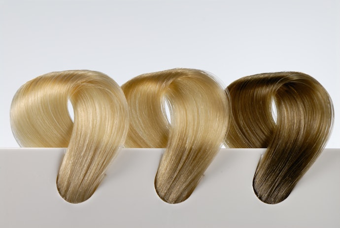 Hydrogen Peroxide Bleaches Hair, but Causes Damage With Overuse