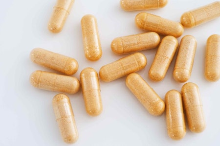 Consider the Type of Vitamin B12: Methylcobalamin Is Easily Absorbed, While Cyanocobalamin Is More Cost Effective