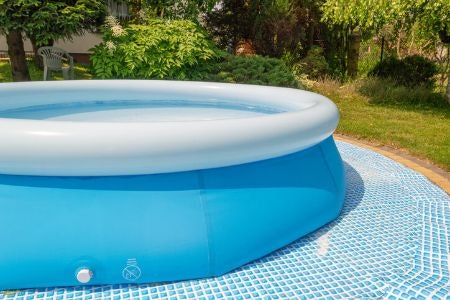 Look For Paddling Pools That Come With Accessories Like an Air Pump or Slide