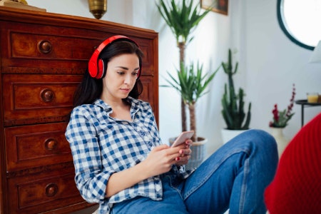 Paperback, Hardback, eReader or Audiobook: Which Format Do You Prefer?