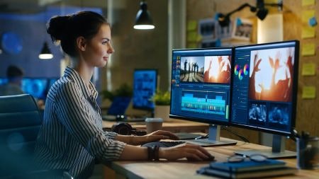 Select the Monitor Resolution, Screen Size and Panel Type Based on Your Intended Use or Area of Work
